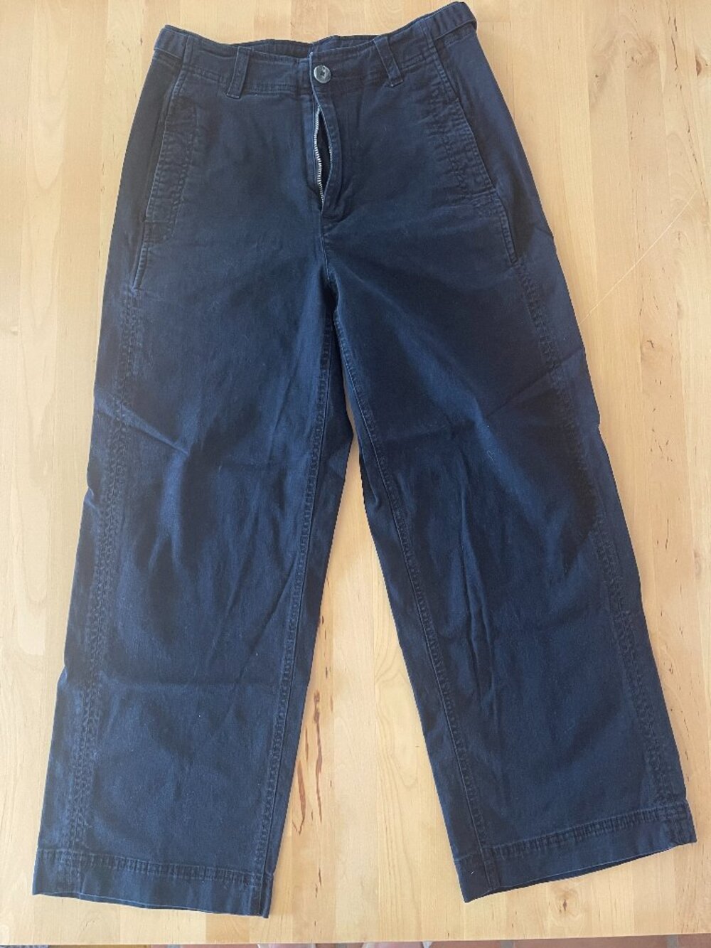 old navy wide leg pants - size 4